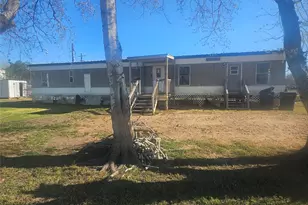 1423 Prosperity St, El Campo, TX 77437 - Photo 1