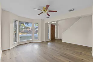 4911 Silver Fox Dr, Houston, TX 77066 - Photo 5