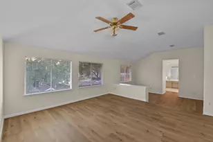 4911 Silver Fox Dr, Houston, TX 77066 - Photo 19