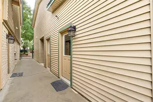 303 Shady Glen Ln, Conroe, TX 77385 - Photo 23