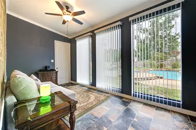303 Shady Glen Lane, Conroe, TX 77385 - Photo 17