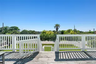 3527 9 Mile Rd, Galveston, TX 77554 - Photo 41
