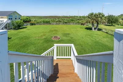 3527 9 Mile Road, Galveston, TX 77554 - Photo 33