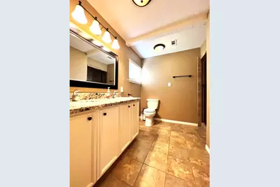 1430 Freedonia Drive, Houston, TX 77055 - Photo 13