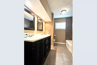 1430 Freedonia Drive, Houston, TX 77055 - Photo 11