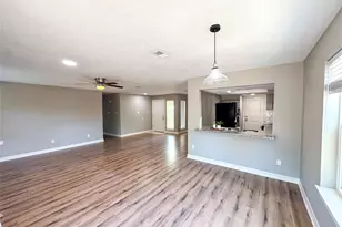 12741 Lake Conroe Hills Dr, Willis, TX 77318 - Photo 3