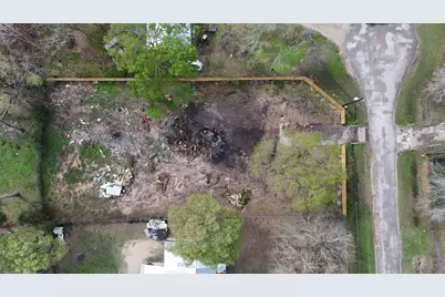 17708 Ellzey Lane, Conroe, TX 77302 - Photo 11