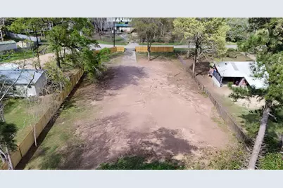 17708 Ellzey Lane, Conroe, TX 77302 - Photo 9