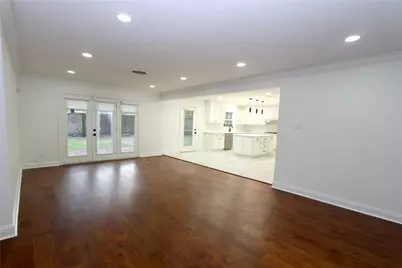 4839 McDermed Drive, Houston, TX 77035 - Photo 7