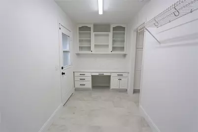 4839 McDermed Drive, Houston, TX 77035 - Photo 19