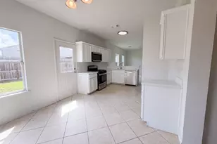 3911 Teal Vista Ct, Fresno, TX 77545 - Photo 9