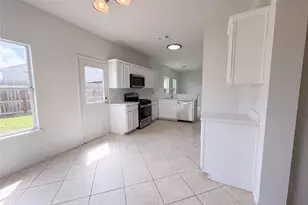 3911 Teal Vista Ct, Fresno, TX 77545 - Photo 9