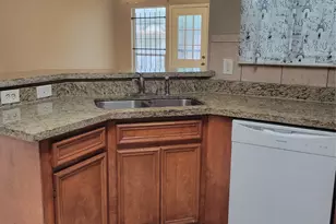 4611 Knoxville St, Houston, TX 77051 - Photo 9