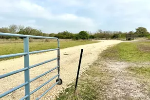 358 Co Rd 4521, Palacios, TX 77465 - Photo 7