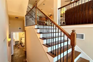 1013 Gross St, Houston, TX 77019 - Photo 3