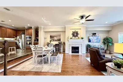 1013 Gross Street, Houston, TX 77019 - Photo 9