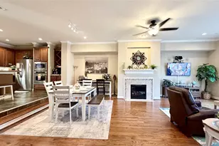 1013 Gross St, Houston, TX 77019 - Photo 9