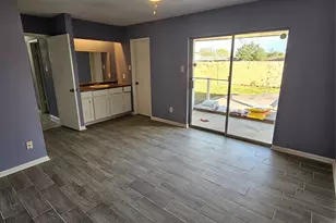 16226 Villaret Dr, Houston, TX 77083 - Photo 9