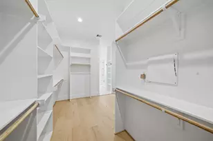 815 W 18th St, Houston, TX 77008 - Photo 25