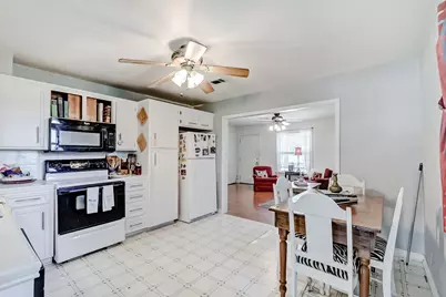 2970 S Major Drive S, Beaumont, TX 77707 - Photo 17