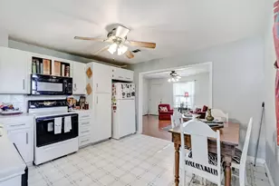 2970 S Major Dr S, Beaumont, TX 77707 - Photo 17