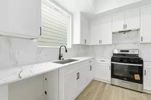 106 Luetta St, Houston, TX 77076 - Photo 7