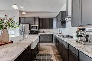 9869 Western Sky Dr, Brookshire, TX 77423 - Photo 11