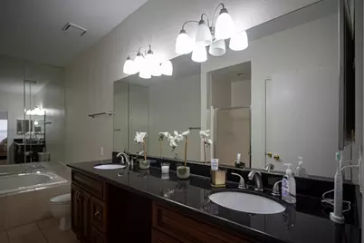 3224 Holly Hall Street #3224, Houston, TX 77054 - Photo 11