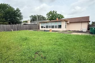 12503 Tambourine Dr, Houston, TX 77477 - Photo 21