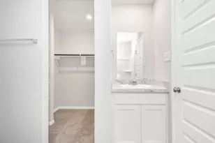 1361 Rd 5102, Cleveland, TX 77327 - Photo 27