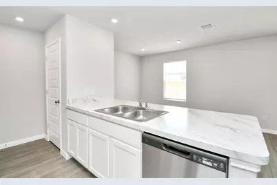 1361 Road 5102, Cleveland, TX 77327 - Photo 15