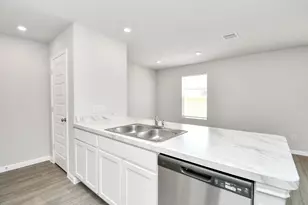 1361 Rd 5102, Cleveland, TX 77327 - Photo 15