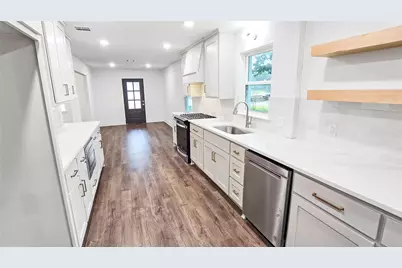 3803 Ridgewood Street, Bryan, TX 77801 - Photo 9