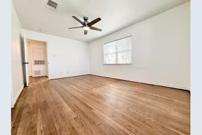 2126 Banks Street #2, Houston, TX 77098 - Photo 23