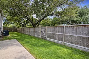 2126 Banks St, Houston, TX 77098 - Photo 33