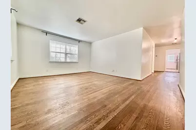 2126 Banks Street #2, Houston, TX 77098 - Photo 9