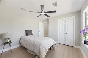 4042 Glen Cove Dr, Houston, TX 77021 - Photo 35