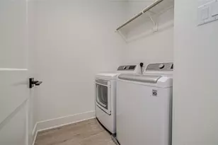 6420 Highland Pine Ln, Houston, TX 77091 - Photo 29