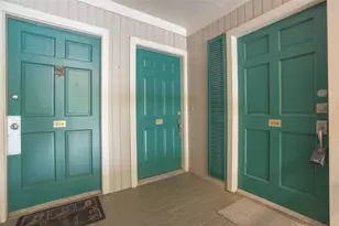 2220 S Piney Point Rd, Houston, TX 77063 - Photo 15