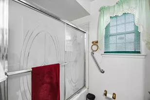 17003 Blairwood Dr, Houston, TX 77049 - Photo 27