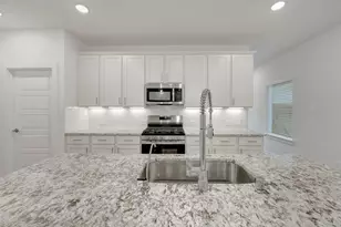 10321 Navarro Path, Montgomery, TX 77316 - Photo 17