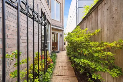 1202 Marconi Street, Houston, TX 77019 - Photo 3