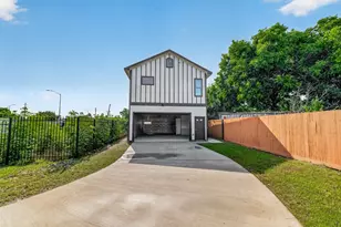 8321 Coma St, Houston, TX 77051 - Photo 25