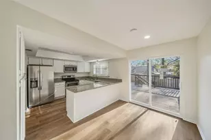 3018 Sycamore Springs Dr, Kingwood, TX 77339 - Photo 11