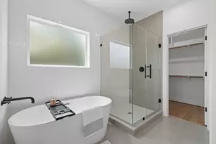 826 Curtin St, Houston, TX 77018 - Photo 35