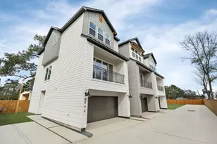 826 Curtin St, Houston, TX 77018 - Photo 3