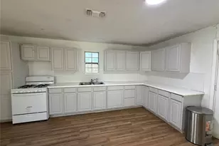 397 Co Rd 2117, Cleveland, TX 77327 - Photo 9