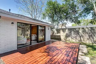 5507 Cartagena St, Houston, TX 77035 - Photo 17