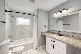 5507 Cartagena St, Houston, TX 77035 - Photo 15