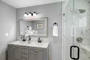 5507 Cartagena St, Houston, TX 77035 - Photo 13